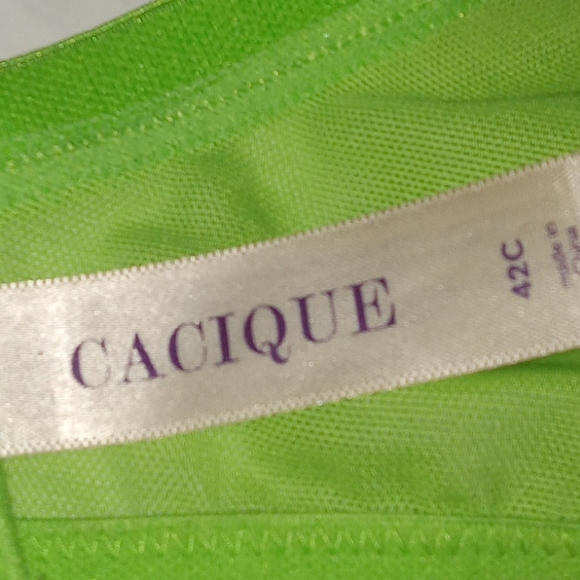 Cacique wire bra 42C with Polka dots - Picture 3 of 6